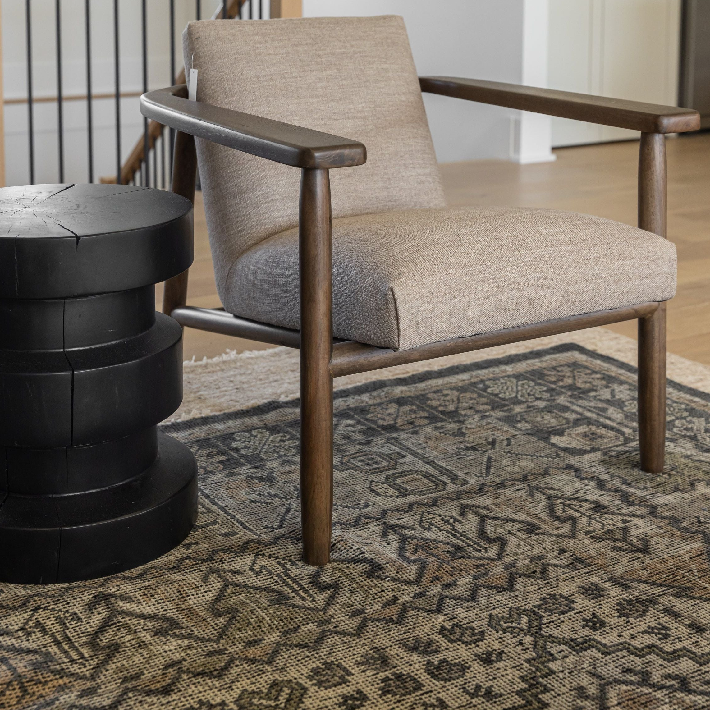 Chris Loves Julia × Loloi Louisa Taupe / Ivory Rug | Amethyst Home Chris Loves Julia × Loloi Louisa Taupe / Ivory Rug | Amethyst Home