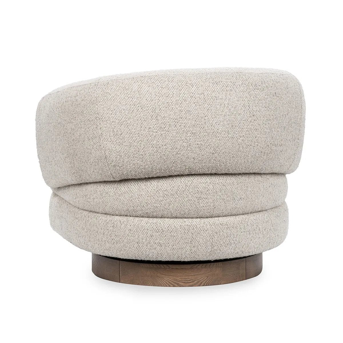  Amethyst Home provides interior design, new home construction design consulting, vintage area rugs, and lighting in the Tampa metro area.