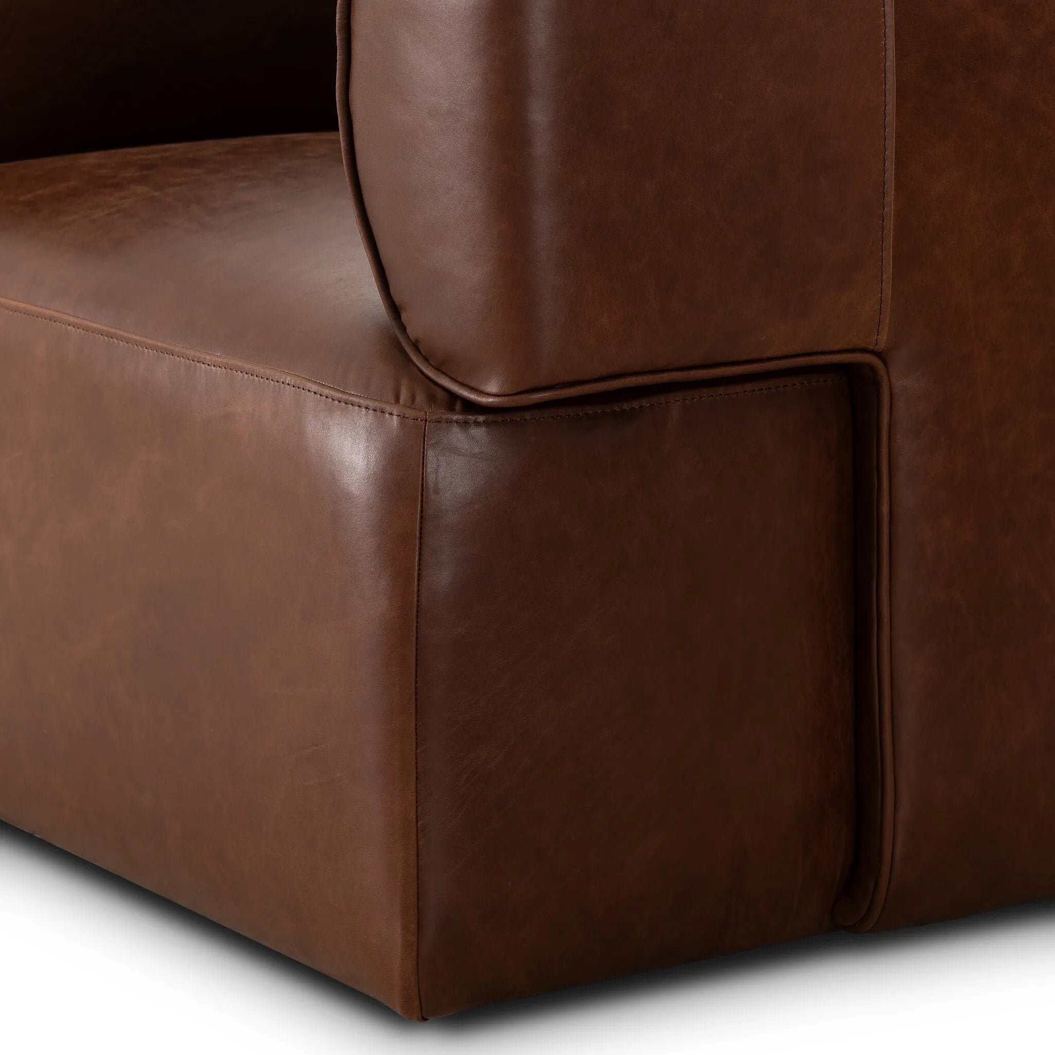As enthusiasts of luxe materials at Amethyst, we love the designer inspired Pacey Swivel Chair - Dulane Mahogany. This item pairs well with other brands such as Loloi Rugs and is perfect for coastal homes Amethyst Home provides interior design, new home construction design consulting, vintage area rugs, and lighting in the Laguna Beach metro area.