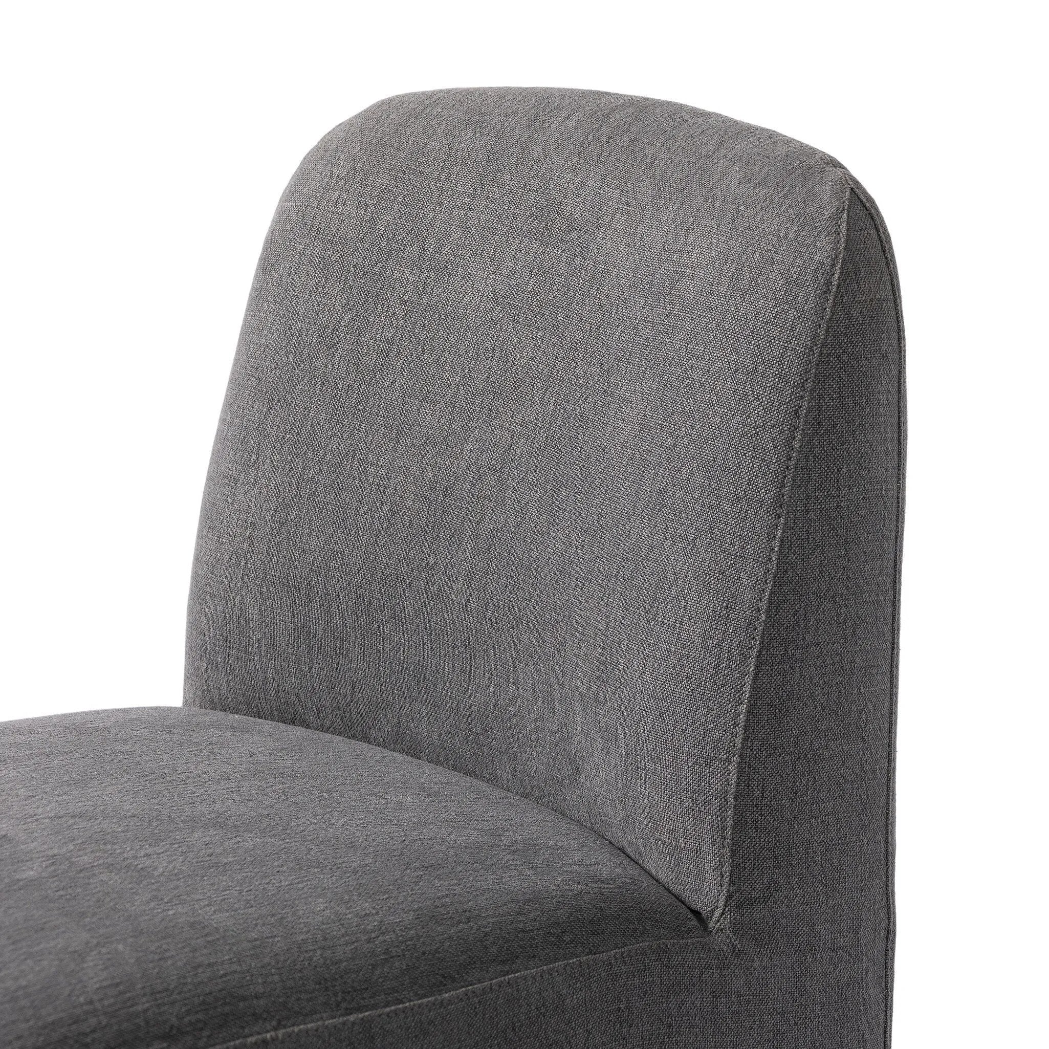  Amethyst Home provides interior design, new home construction design consulting, vintage area rugs, and lighting in the Portland metro area.