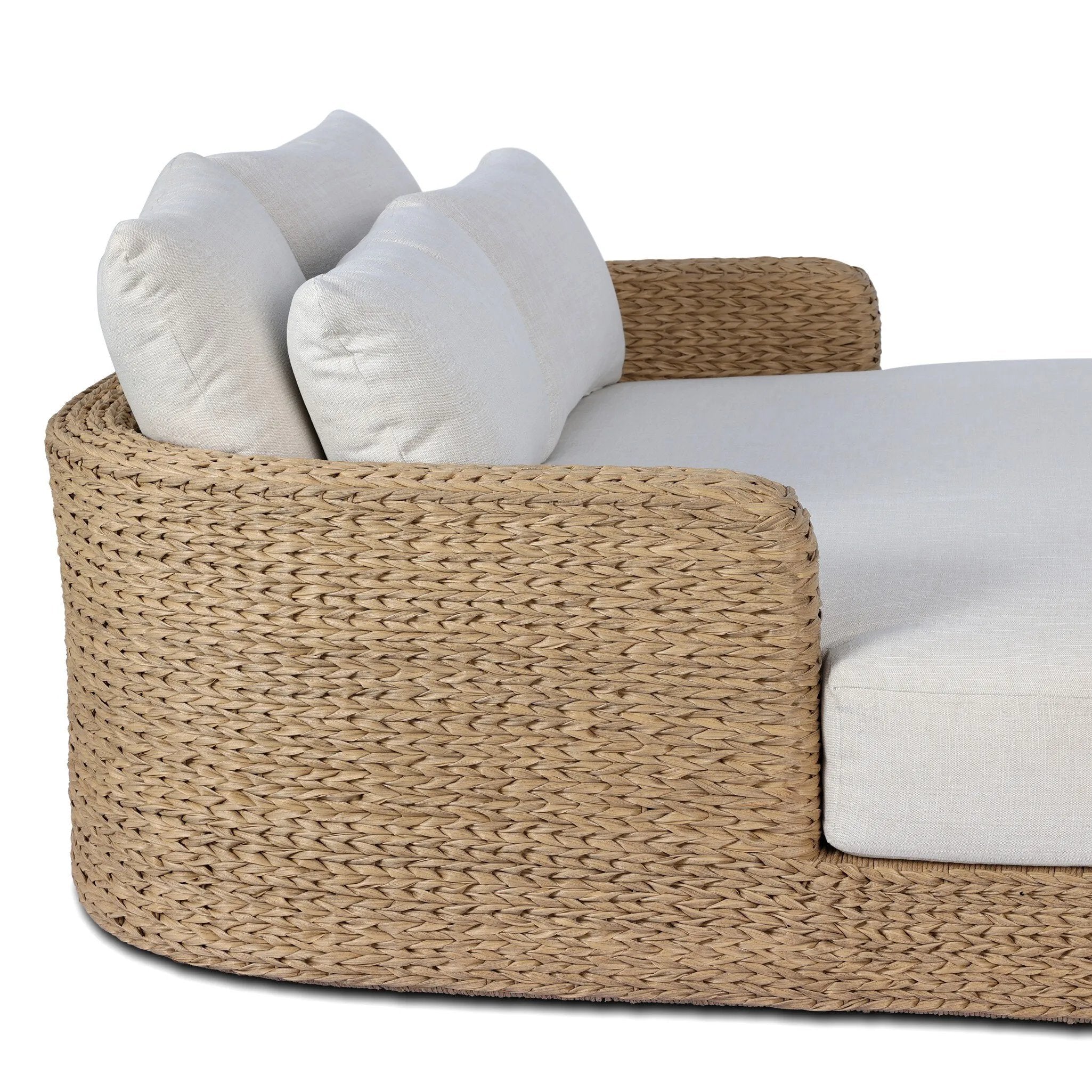 A classic barrel back silhouette meets coastal inspiration with a chunky woven texture. Neutral upholstery and simple shaping make this outdoor chaise fit a number of styles. Cover or store indoors during inclement weather and when not in use. Amethyst Home provides interior design, new home construction design consulting, vintage area rugs, and lighting in the Monterey metro area.