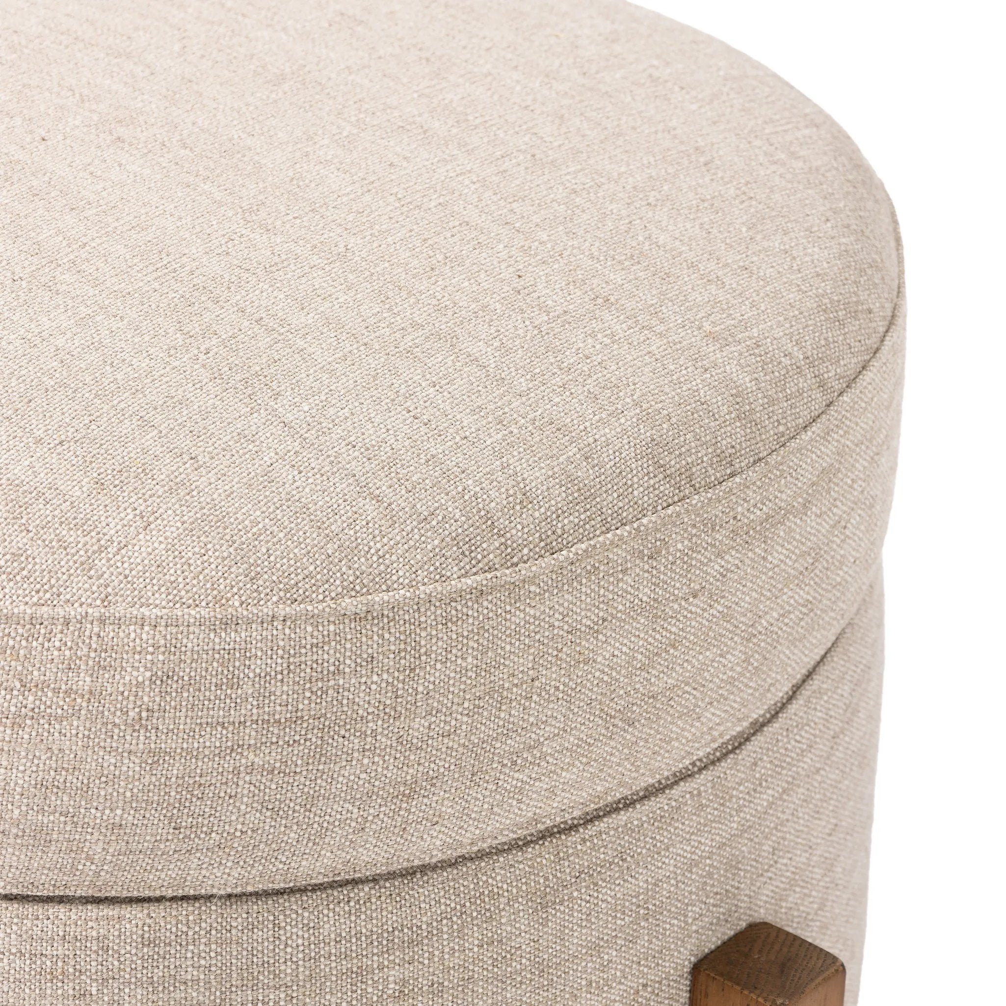 Featuring Esben Alcala Wheat Storage Ottoman by Four Hands at Amethyst Home. 25"Overall Dimensions: 25.00"w x 25.00"d x 20.00"hWeight: 32.63 lbs39"Overall Dimensions: 39.00"w x 39.00"d x 17.50"hWeight: 58.86 lbsMaterials: 70% Polyester, 20% Viscose (Rayon), 10% Flax/Linen, Solid Oak, 100% Polyester. Amethyst Home provides interior design, new home construction design consulting, vintage area rugs, and lighting in the Boston metro area.