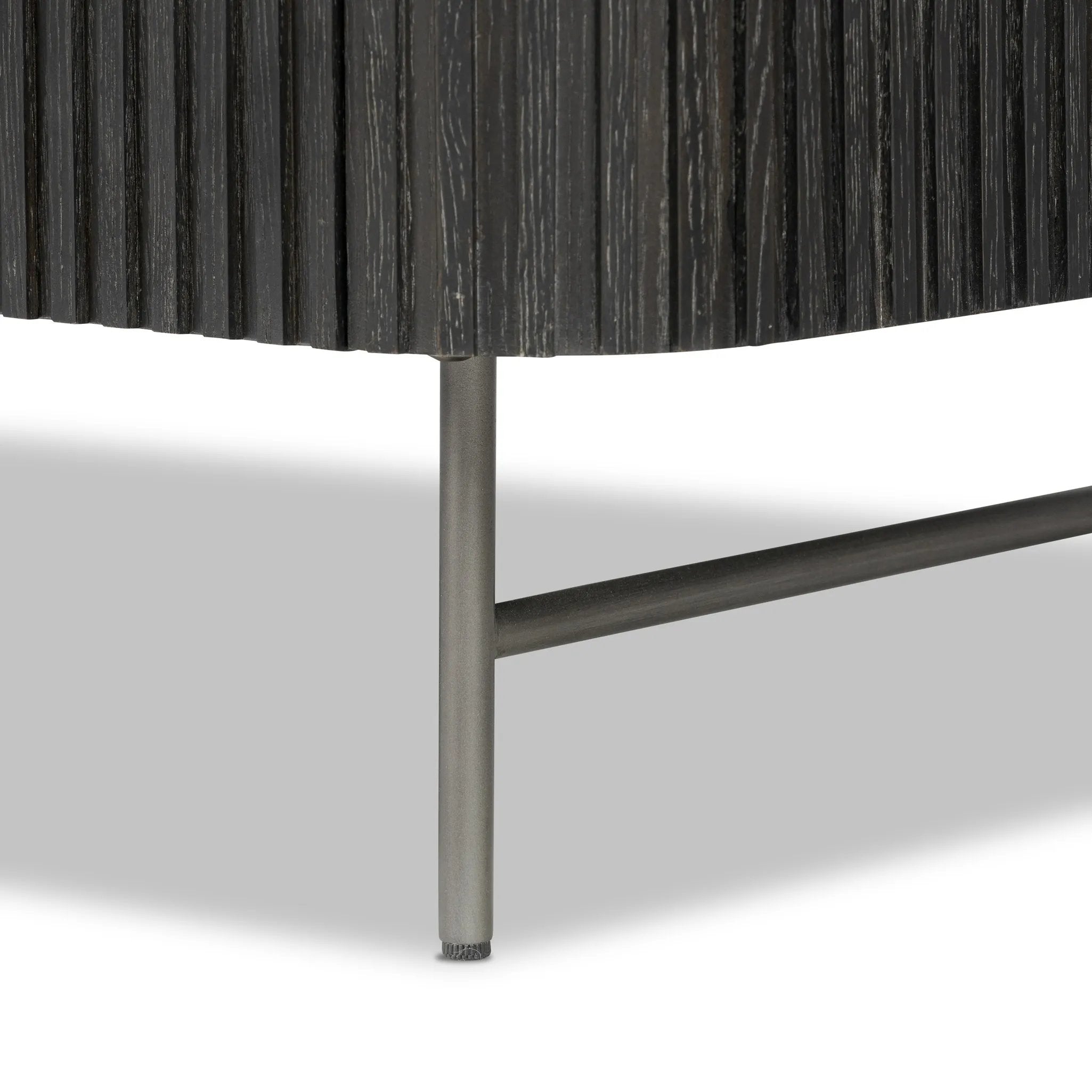  Amethyst Home provides interior design, new home construction design consulting, vintage area rugs, and lighting in the Charlotte metro area.