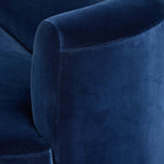  Amethyst Home provides interior design, new home construction design consulting, vintage area rugs, and lighting in the Austin metro area.