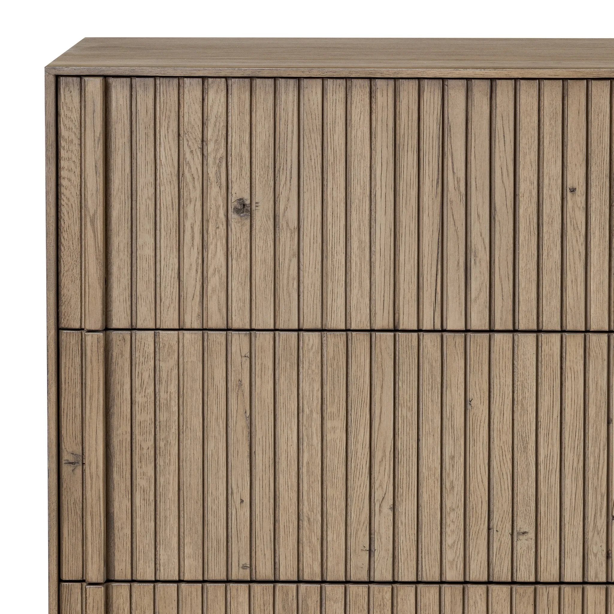  Amethyst Home provides interior design, new home construction design consulting, vintage area rugs, and lighting in the Alpharetta metro area.