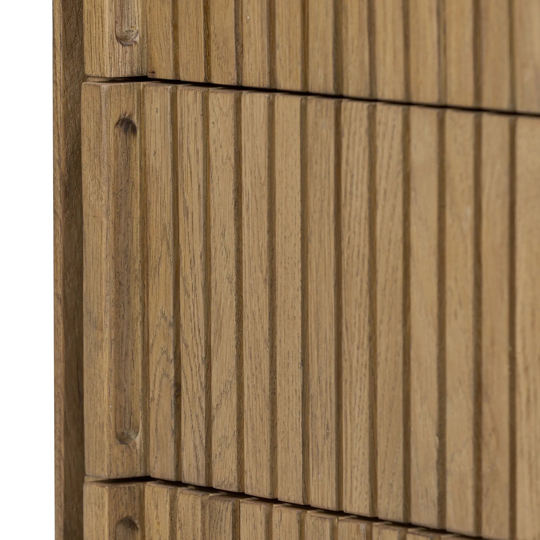  Amethyst Home provides interior design, new home construction design consulting, vintage area rugs, and lighting in the Charlotte metro area.