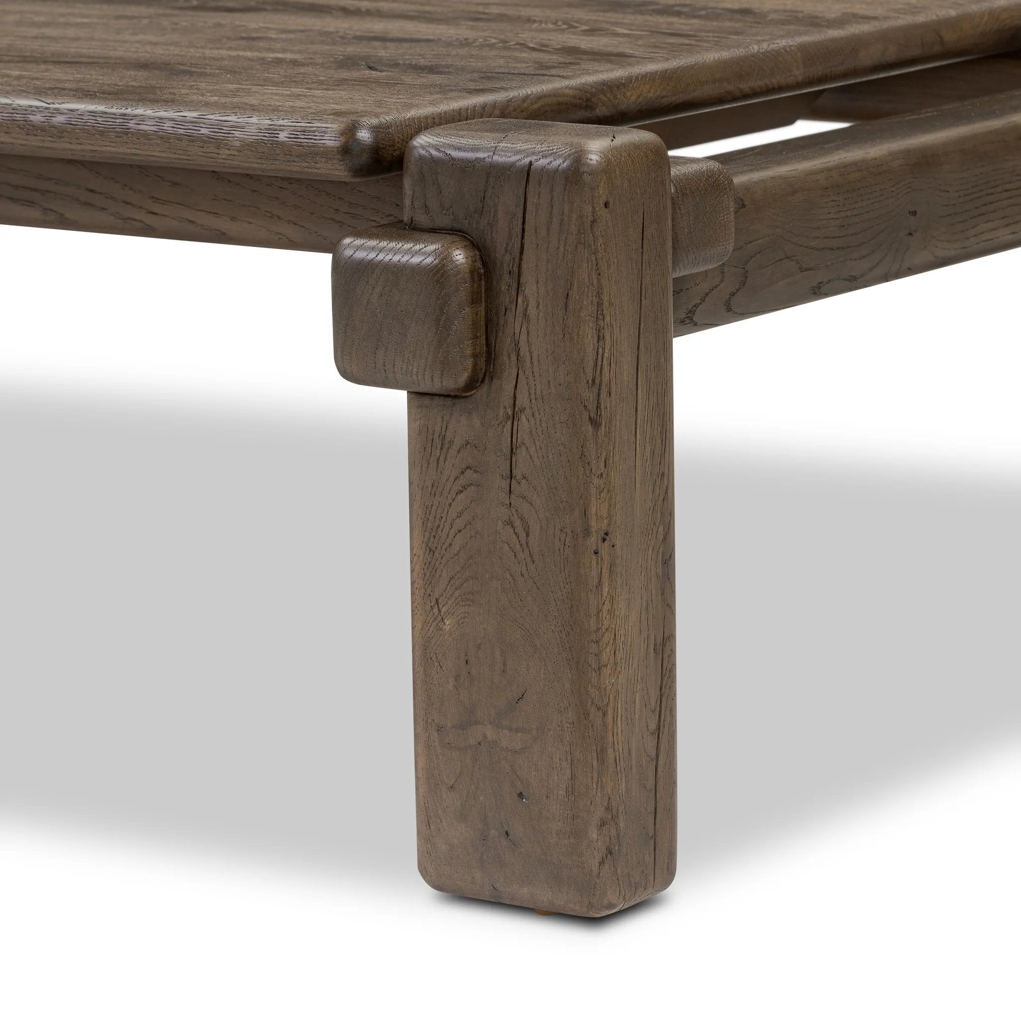  Amethyst Home provides interior design, new home construction design consulting, vintage area rugs, and lighting in the Alpharetta metro area.