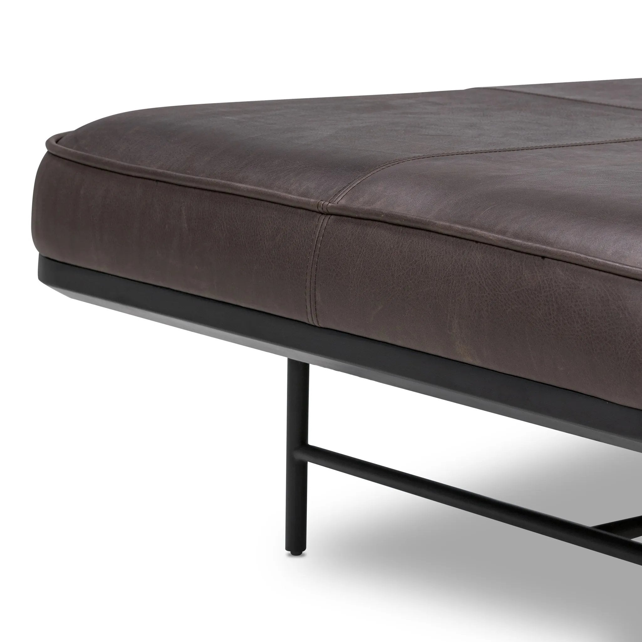  Amethyst Home provides interior design, new home construction design consulting, vintage area rugs, and lighting in the Winter Garden metro area.