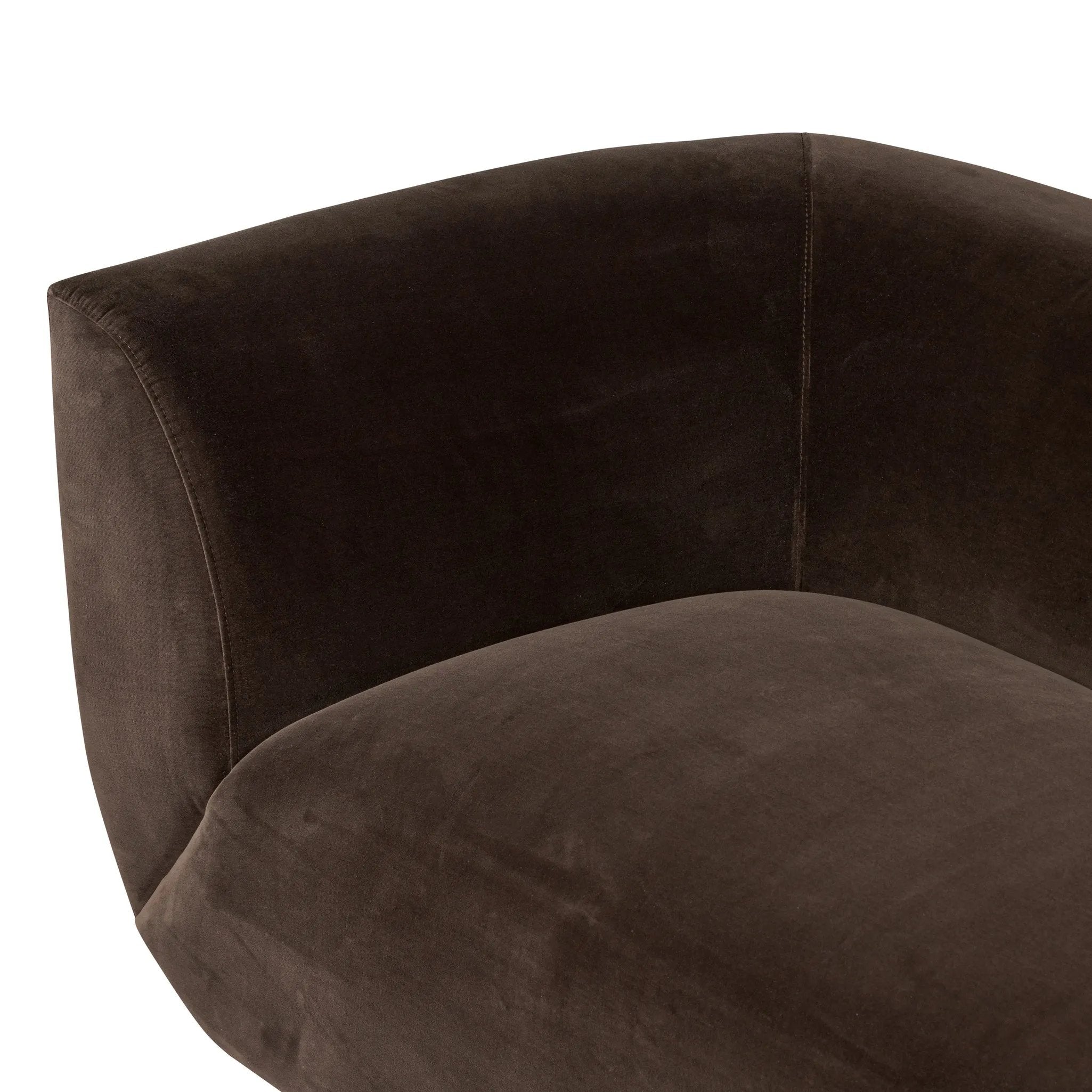  Amethyst Home provides interior design, new home construction design consulting, vintage area rugs, and lighting in the Tampa metro area.