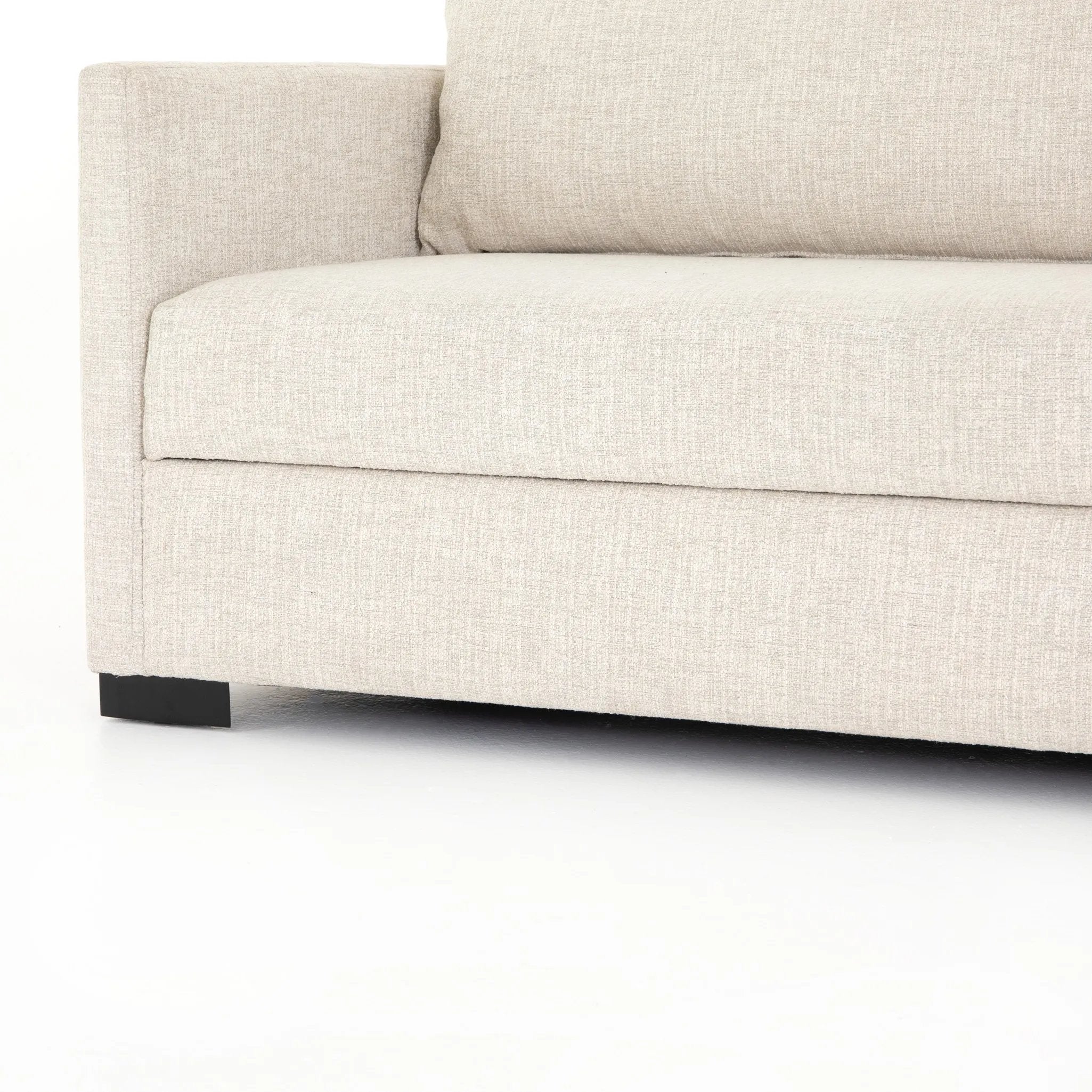 A simple, stylish silhouette redefines the classic sofa bed. With knife-edge pillows and high-performance upholstery, a discr
