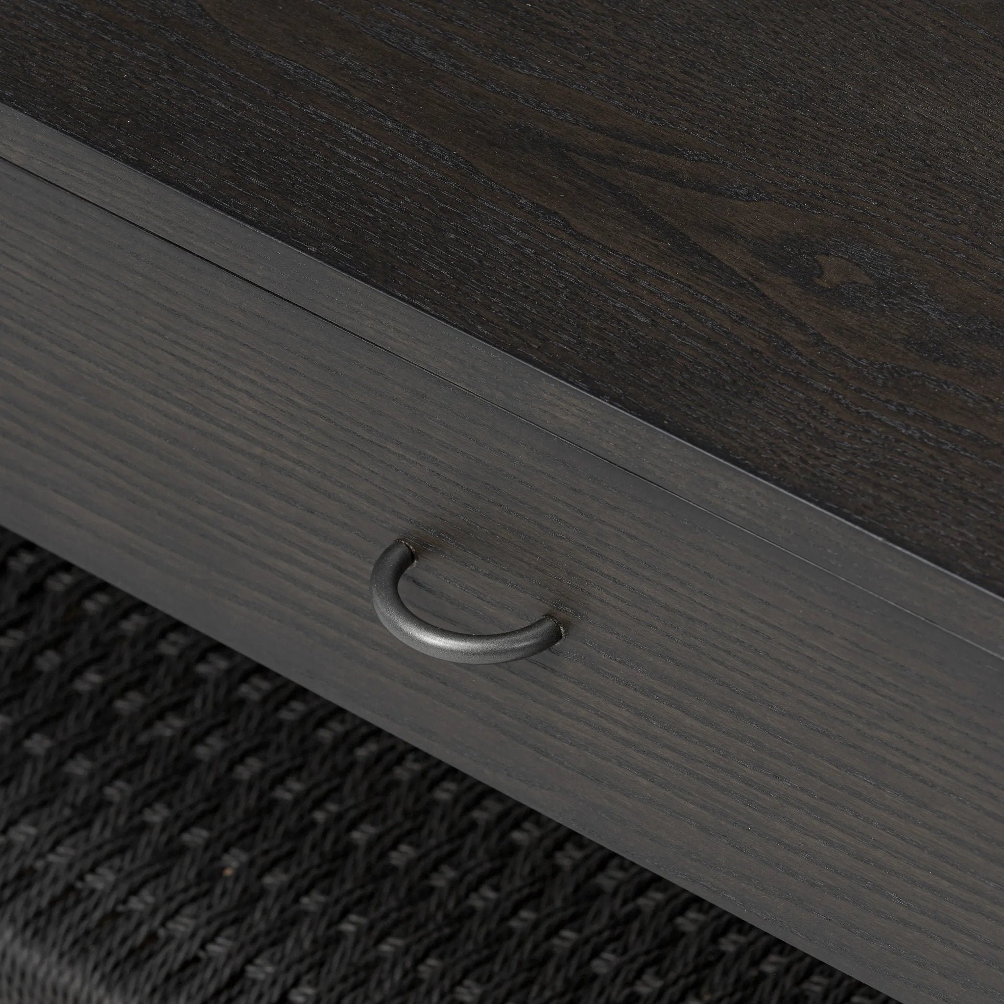  Amethyst Home provides interior design, new home construction design consulting, vintage area rugs, and lighting in the Park City metro area.