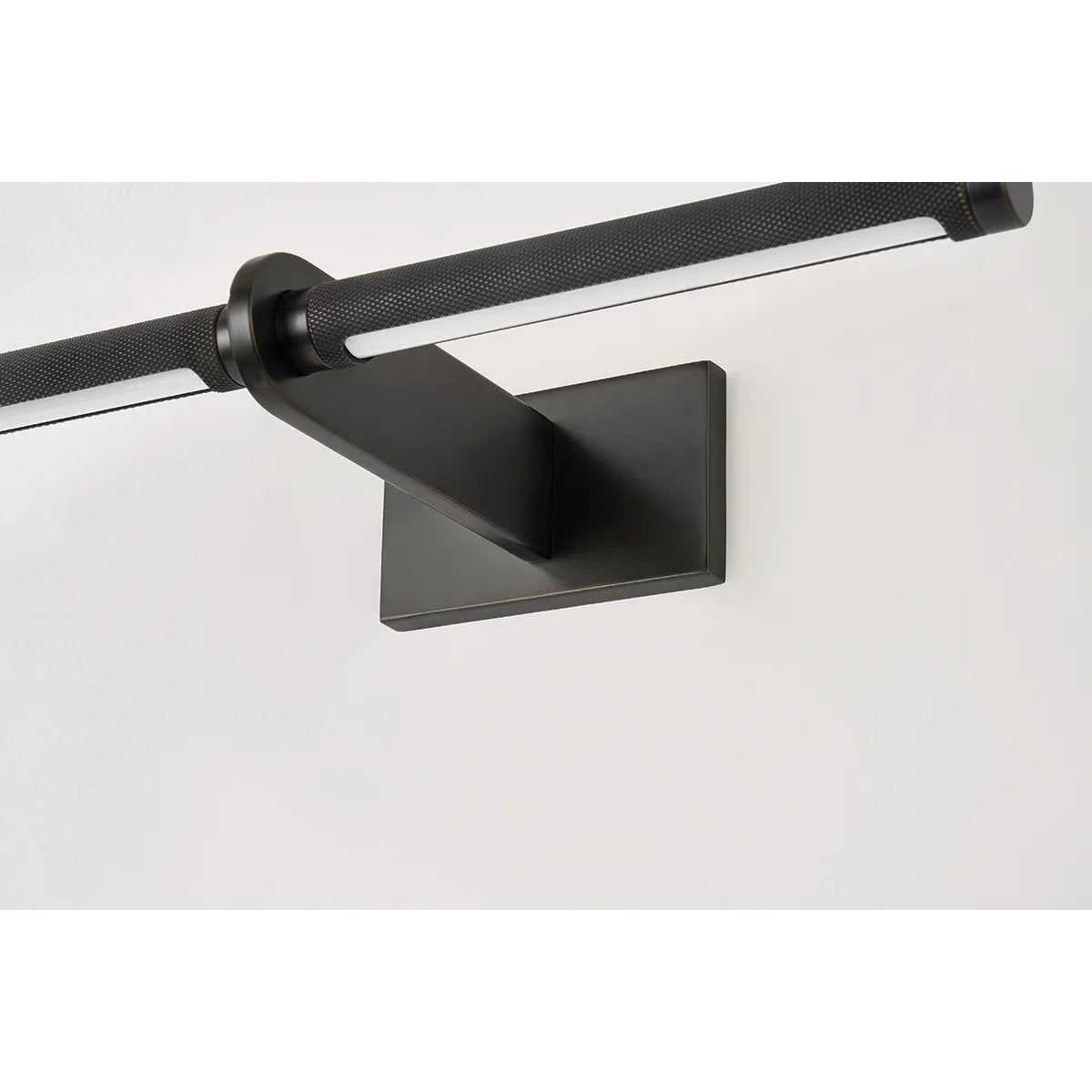 Aiming for a modernist style with LED lamping, Deptford’s streamlined geometry and high functionality make it perfect for task lighting. The slim silhouette is accented by knurling details along the length of the shade, adding texture and visual interest. Amethyst Home provides interior design, new home construction design consulting, vintage area rugs, and lighting in the Los Angeles metro area.