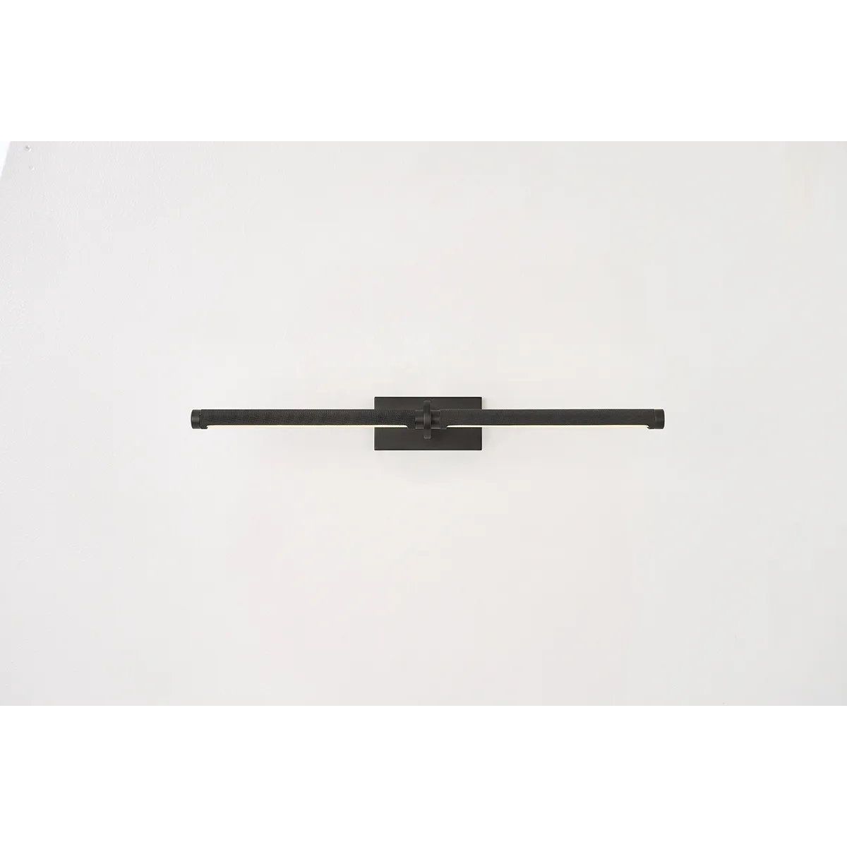 Aiming for a modernist style with LED lamping, Deptford’s streamlined geometry and high functionality make it perfect for task lighting. The slim silhouette is accented by knurling details along the length of the shade, adding texture and visual interest. Amethyst Home provides interior design, new home construction design consulting, vintage area rugs, and lighting in the Monterey metro area.