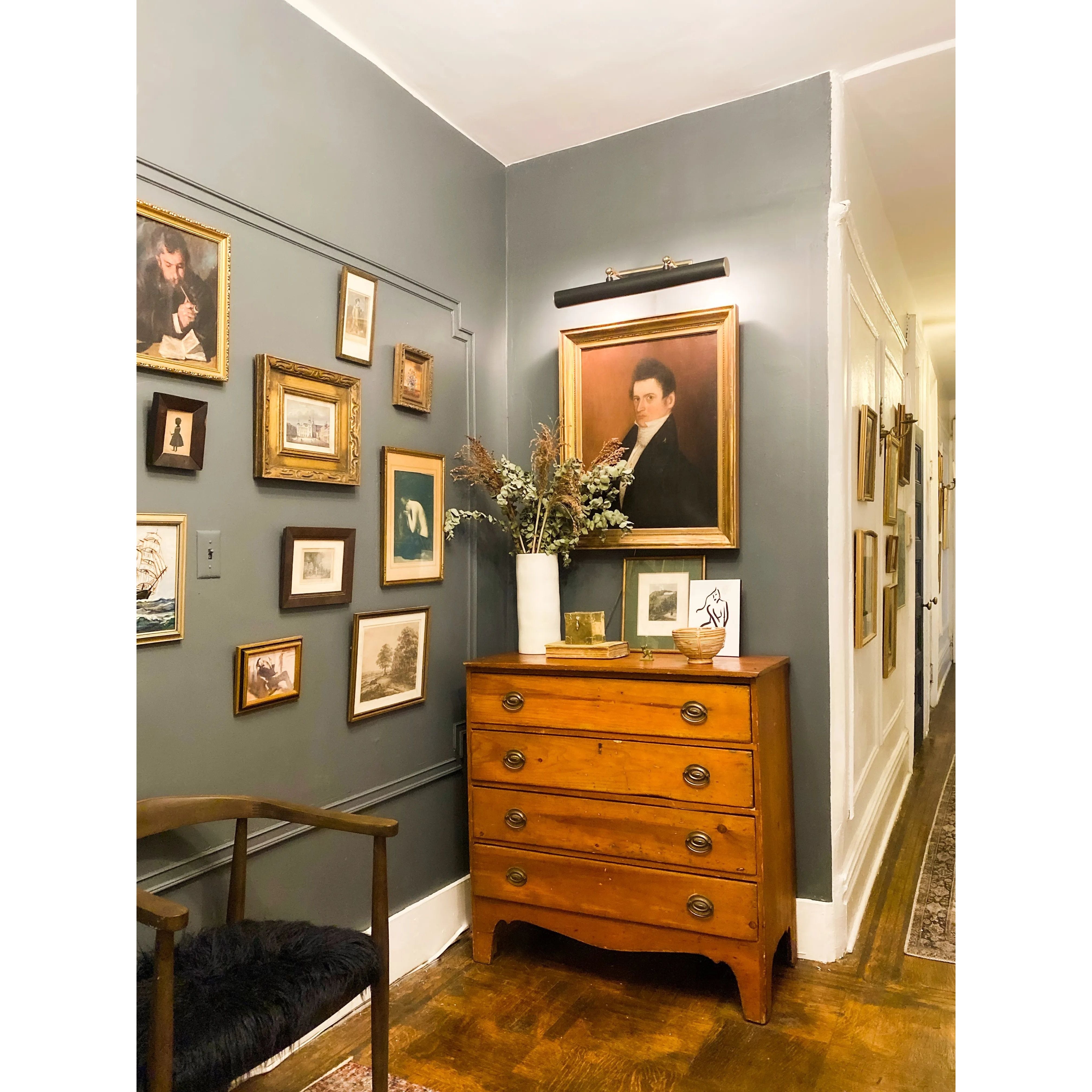 None Amethyst Home provides interior design, new home construction design consulting, vintage area rugs, and lighting in the Boston metro area.