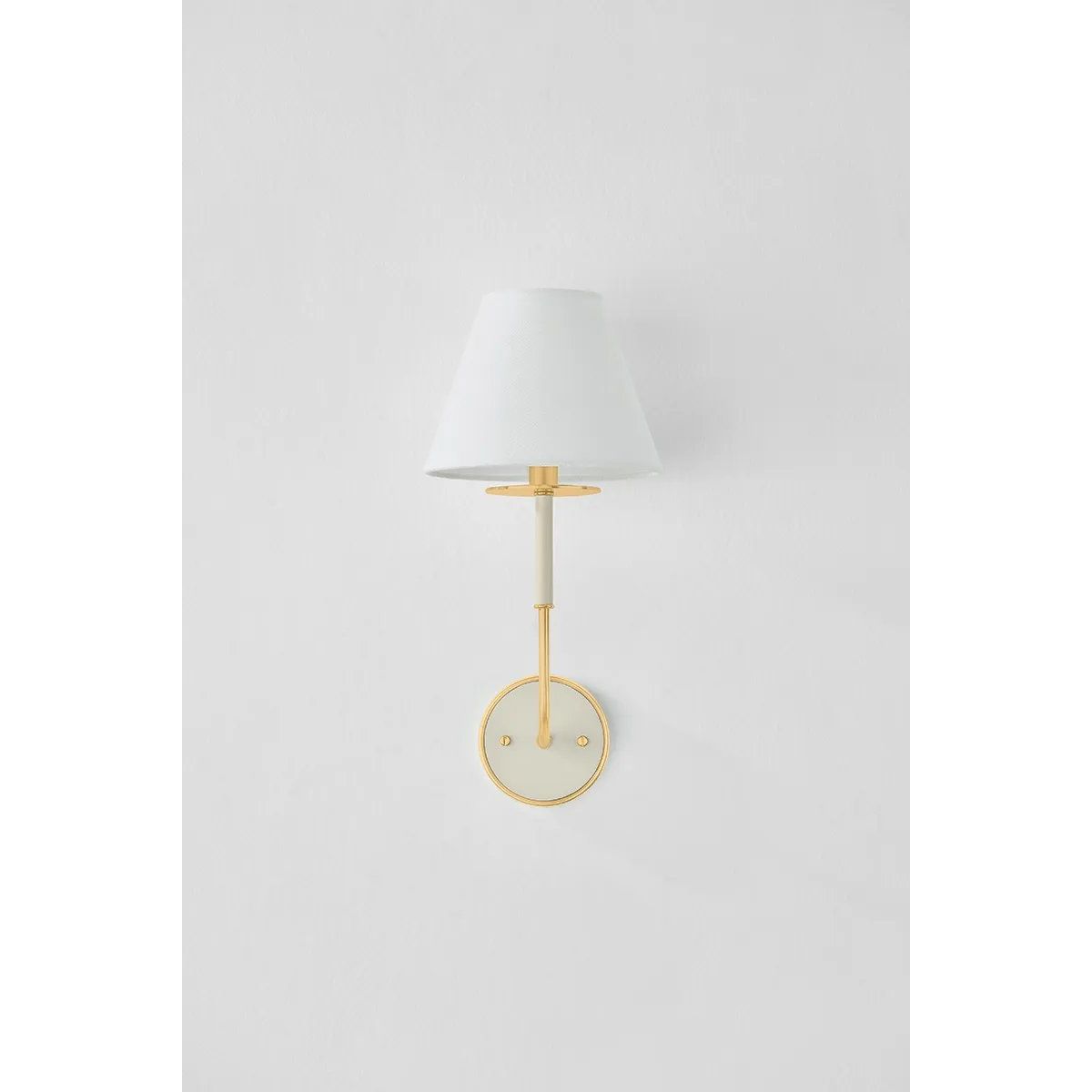 The refined framework and soft, tailored shades of Wedgewood evoke a sense of timeless, European charm. Available with one or two lights, this sconce features a classic shape, mixed finishes, and gently curved metalwork. Amethyst Home provides interior design, new home construction design consulting, vintage area rugs, and lighting in the San Diego metro area.