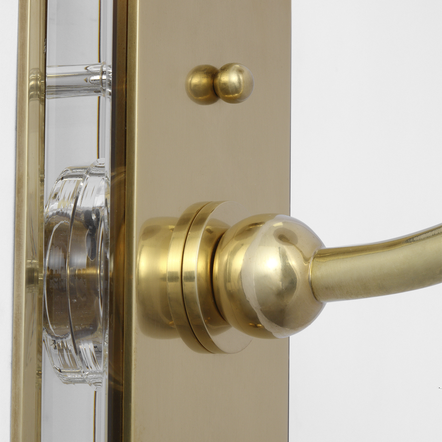 Featuring Hulton 17" Cordless Single Sconce Hand-Rubbed Antique Brass by Visual Comfort at Amethyst Home. Hulton 17" Cordless Single Sconce in Hand-Rubbed Antique Brass with Linen Shade
Overall Dimensions: 6.5" L x 6.5" W x 17.75" H
Weight : 6 lbs.. Amethyst Home provides interior design, new construction, custom furniture, and area rugs in the Alpharetta metro area