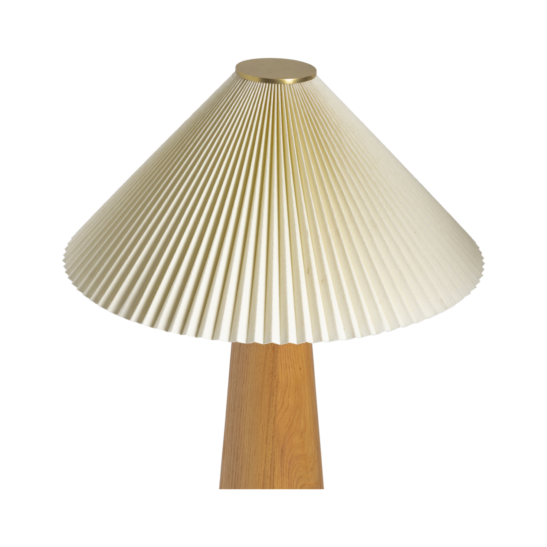 Modern minimal meets traditional. A tapered wood table lamp base is topped with a design-forward pleated shade. Amethyst Home provides interior design, new home construction design consulting, vintage area rugs, and lighting in the Calabasis metro area.