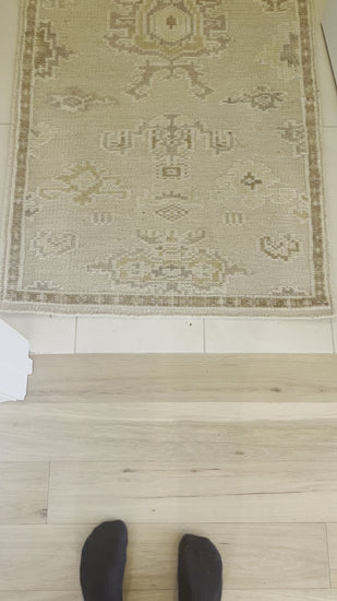 The Revere Cream rug showcases a traditional inspired design. The neutral colors and soft materials make it a cozy addition to any space, especially living rooms and dens. Amethyst Home provides interior design, new home construction design consulting, vintage area rugs, and lighting in the Kansas City metro area.