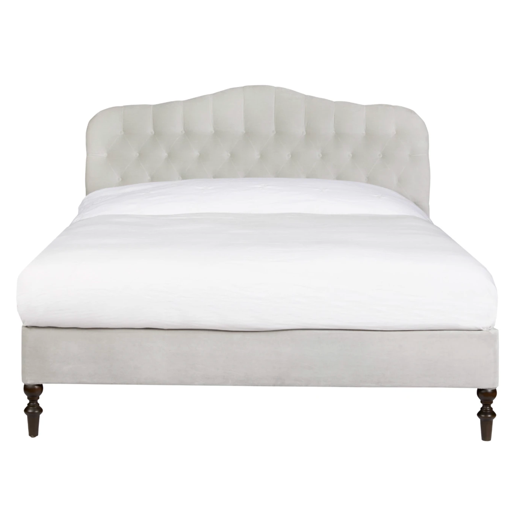 Heavy on the elegance with an east-coast vibe! This camelback, button-tufted bed in a light textural grey also features turned legs and upholstered side rails for added interest. 