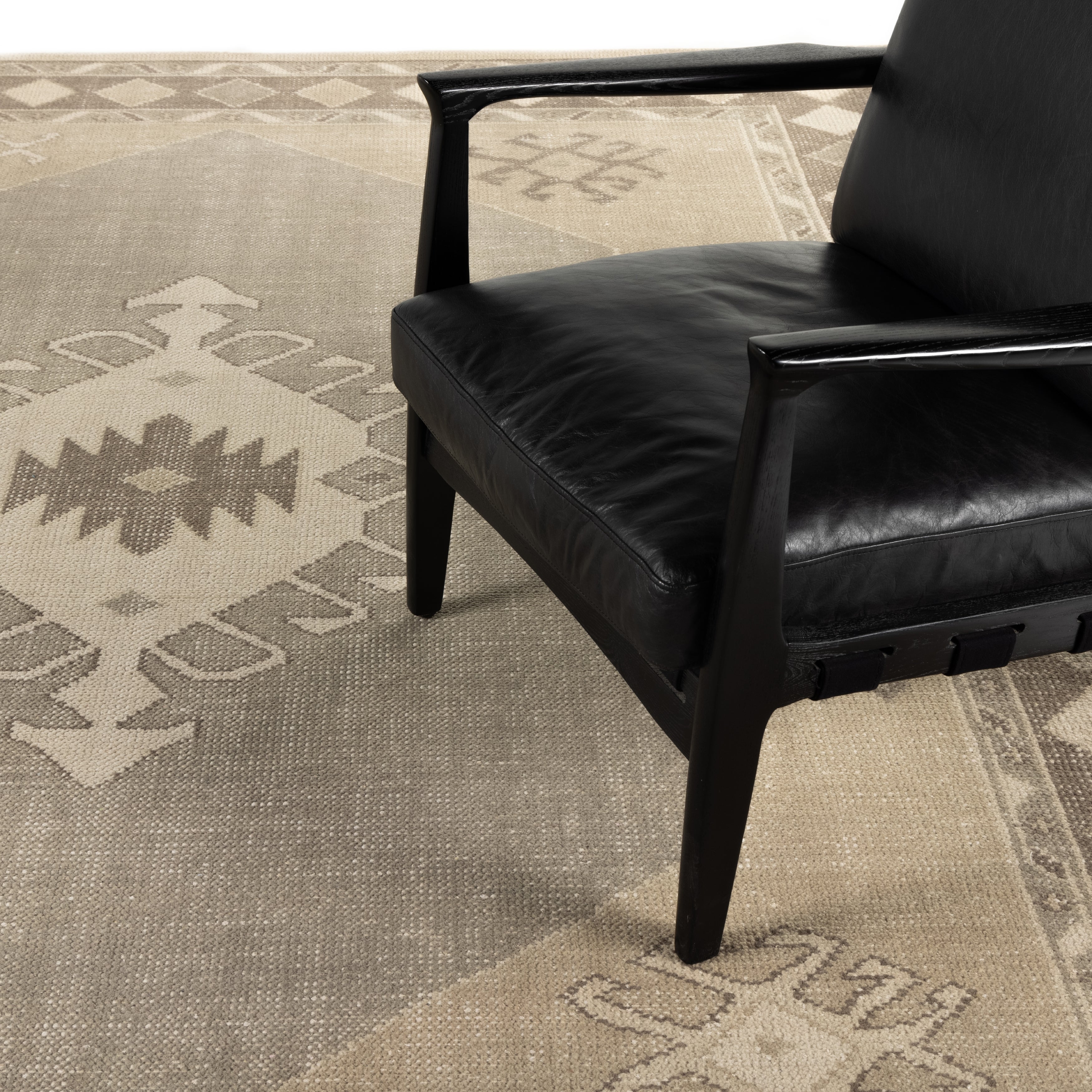 The Samsa Rug is made from a beautiful blend of classic cotton and luxurious New Zealand wool, with unique, intricate motifs that seem to speak a story all their own. Amethyst Home provides interior design services, furniture, rugs, and lighting in the Omaha metro area.