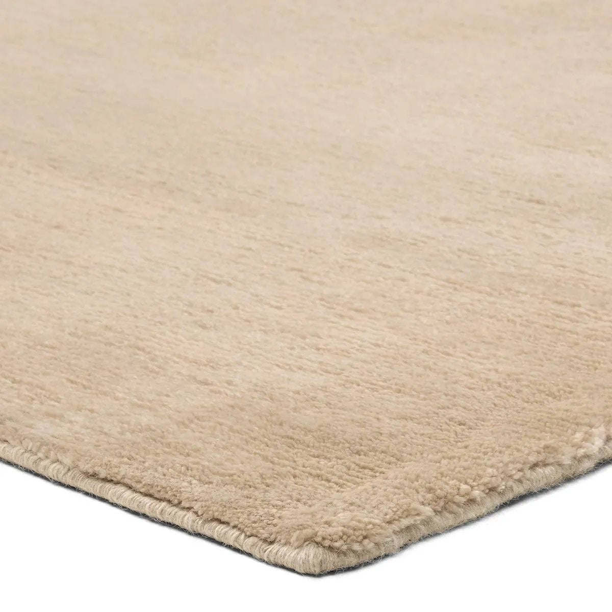 Featuring Hemara Cachemira Hand-Knotted Rug by Jaipur Living at Amethyst Home. Experience the artistry and refinement of the 100% Cashmere Hemara Cachemira. Hand knotted by skilled artisans in India, these rugs go beyond floor coverings; they are true masterpieces. The Cachemira design tells a story of plush comfort and elegance through carefully crafted Ti. Amethyst Home provides interior design, new home construction design consulting, vintage area rugs, and lighting in the San Diego metro area.