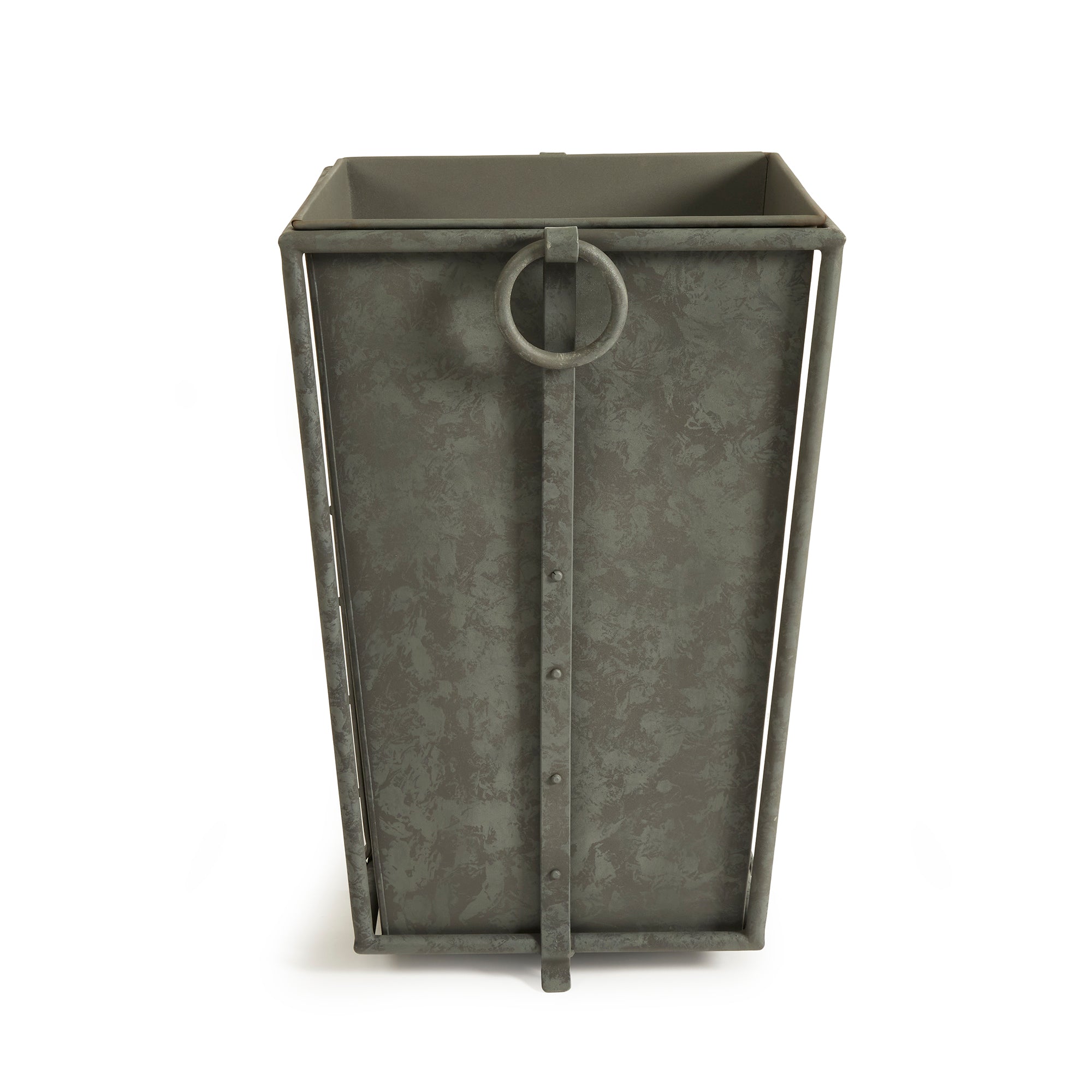 With metal liners that easily slide out, the Callahan Tapered Planter is as practical as it is handsome. The rounded handles and traditional design make it an outdoor classic. Amethyst Home provides interior design, new construction, custom furniture, and area rugs in the Kansas City metro area.