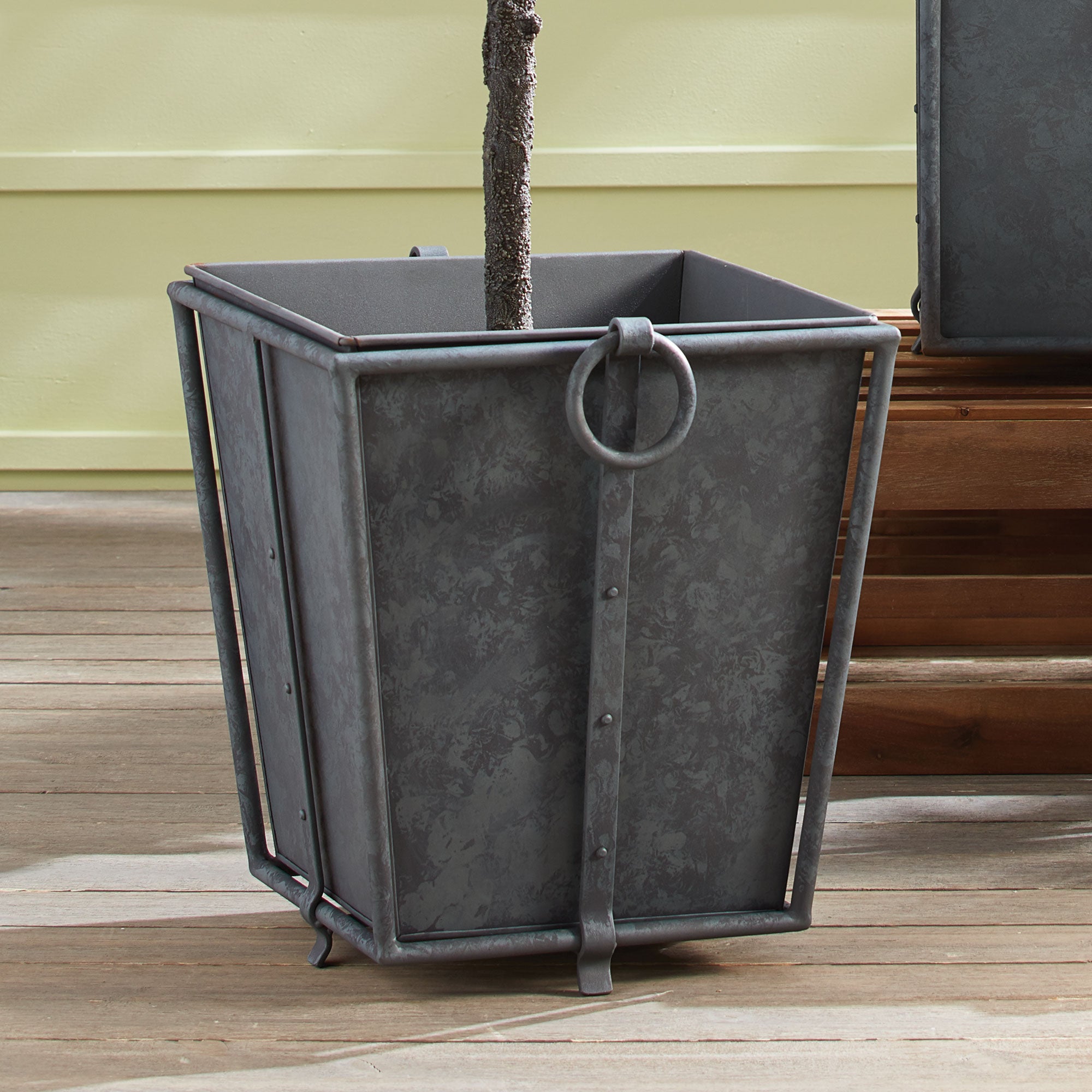 With metal liners that easily slide out, the Callahan Tapered Planter is as practical as it is handsome. The rounded handles and traditional design make it an outdoor classic. Amethyst Home provides interior design, new construction, custom furniture, and area rugs in the Park City metro area.