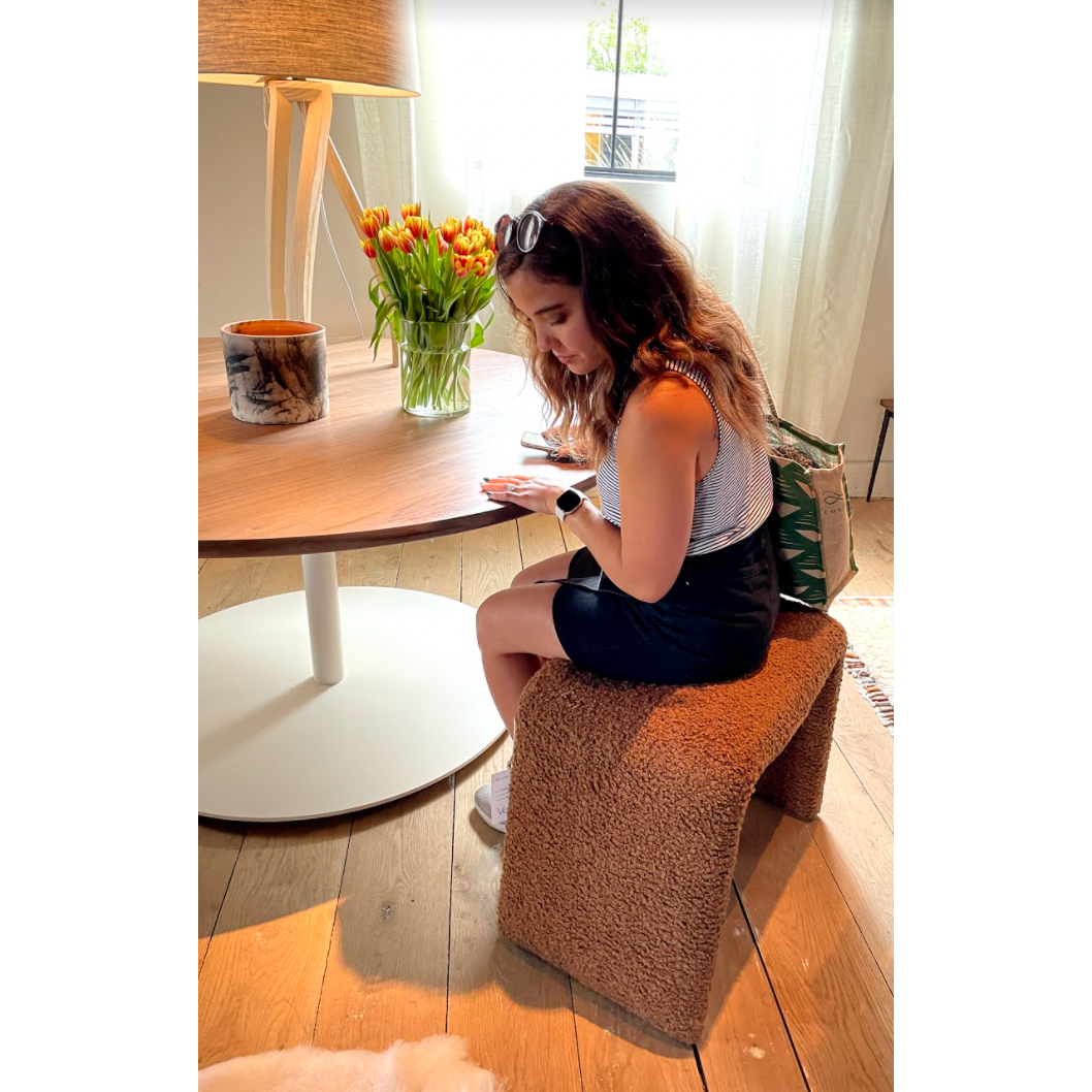 Pull up Verellen's Oakley Dining Stool for the impromptu guest. This comfy stool comes standard with:  foam and fiber seat construction tight seat sits on glides exposed wood stretcher specify finish